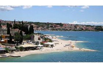 Kroatia Privát Okrug Gornji, Eksteriør